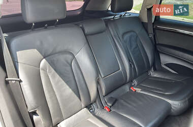 Внедорожник / Кроссовер Audi Q7 2009 в 
