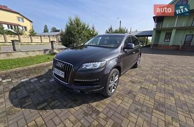 Позашляховик / Кросовер Audi Q7 2012 в 