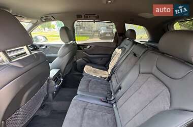 Внедорожник / Кроссовер Audi Q7 2019 в 