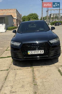 Внедорожник / Кроссовер Audi Q7 2016 в 