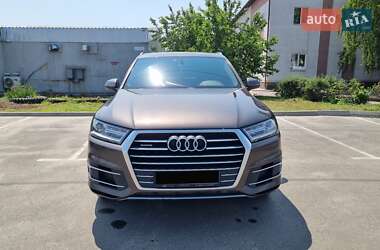 Позашляховик / Кросовер Audi Q7 2017 в Києві