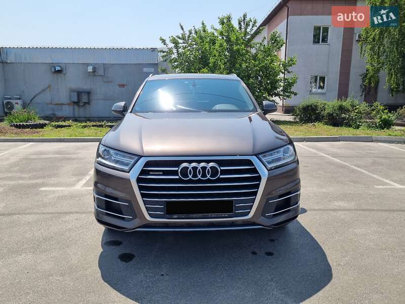 Audi Q7 2017