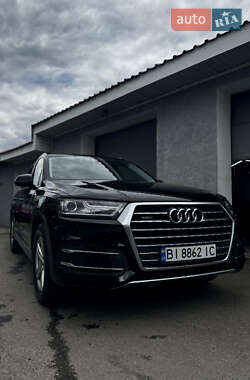 Позашляховик / Кросовер Audi Q7 2017 в Полтаві
