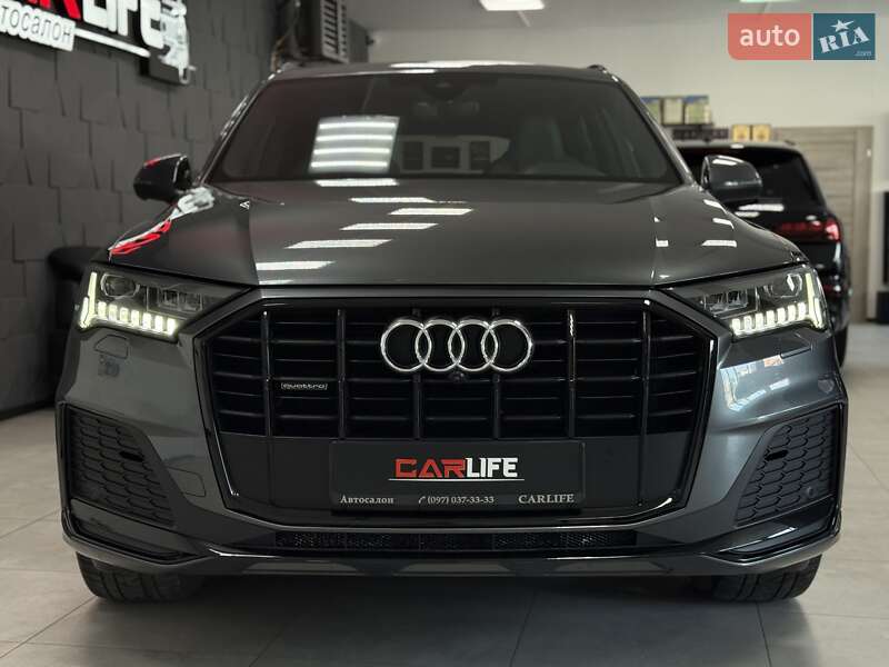 Позашляховик / Кросовер Audi Q7 2021 в Тернополі