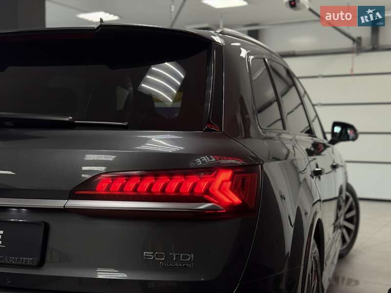 Позашляховик / Кросовер Audi Q7 2021 в Тернополі