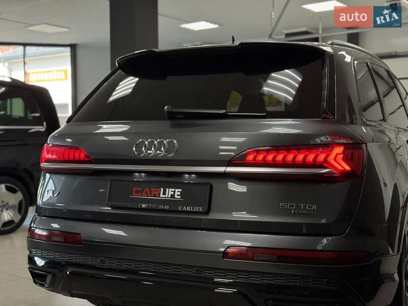 Позашляховик / Кросовер Audi Q7 2021 в Тернополі