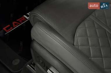 Внедорожник / Кроссовер Audi Q7 2021 в 