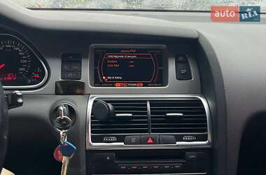 Внедорожник / Кроссовер Audi Q7 2007 в 