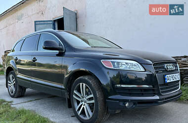 Внедорожник / Кроссовер Audi Q7 2009 в 