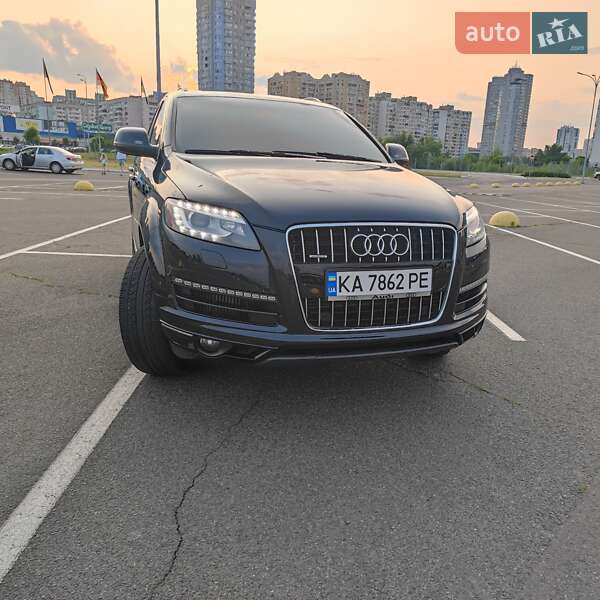 Внедорожник / Кроссовер Audi Q7 2010 в Киеве