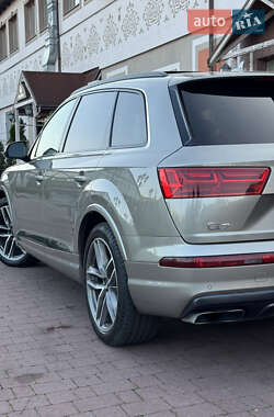 Позашляховик / Кросовер Audi Q7 2017 в 