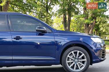 Внедорожник / Кроссовер Audi Q7 2019 в 
