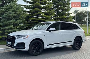 Внедорожник / Кроссовер Audi Q7 2019 в 
