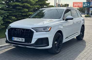 Внедорожник / Кроссовер Audi Q7 2019 в 