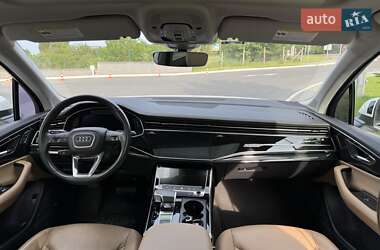 Внедорожник / Кроссовер Audi Q7 2019 в 