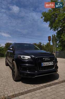 Внедорожник / Кроссовер Audi Q7 2011 в 