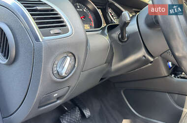 Внедорожник / Кроссовер Audi Q7 2012 в 