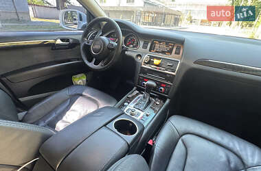Внедорожник / Кроссовер Audi Q7 2012 в 