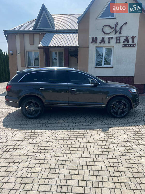 Позашляховик / Кросовер Audi Q7 2014 в Львові