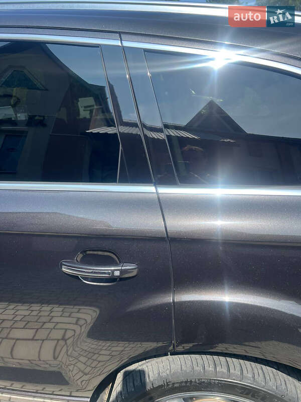 Позашляховик / Кросовер Audi Q7 2014 в Львові
