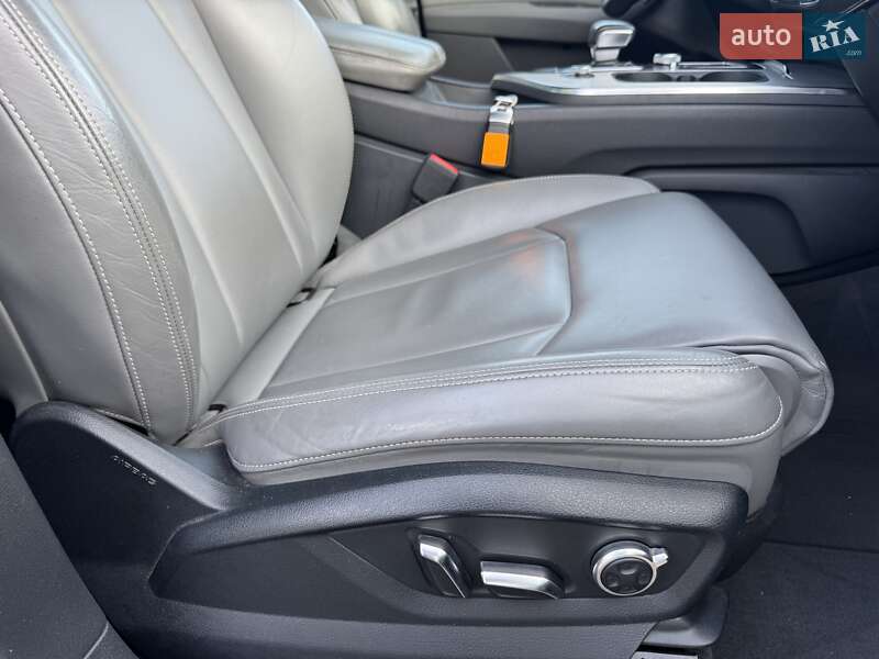 Внедорожник / Кроссовер Audi Q7 2016 в Тернополе