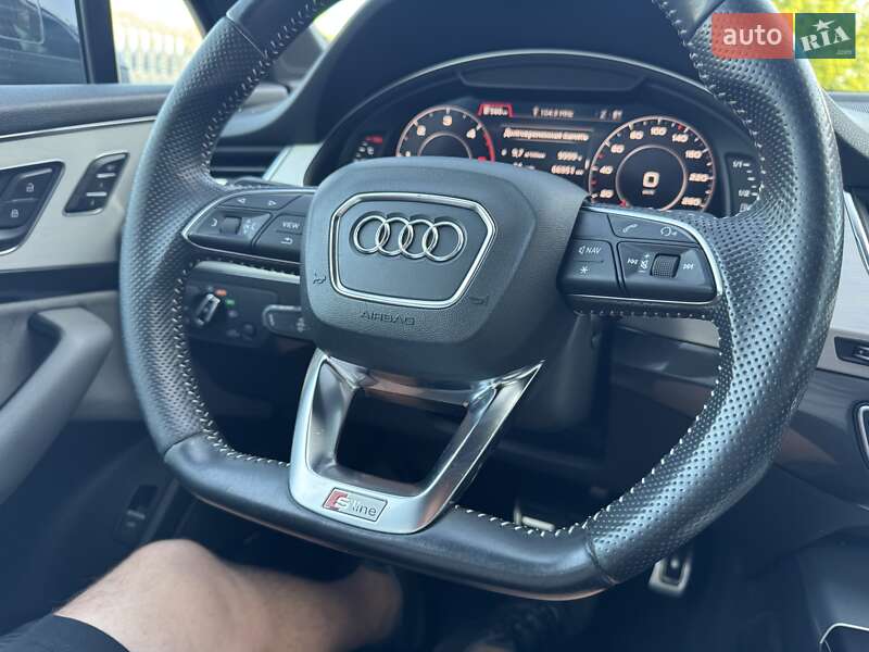Внедорожник / Кроссовер Audi Q7 2016 в Тернополе