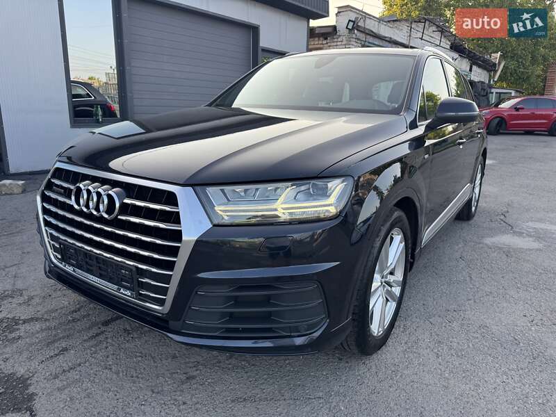 Внедорожник / Кроссовер Audi Q7 2016 в Тернополе