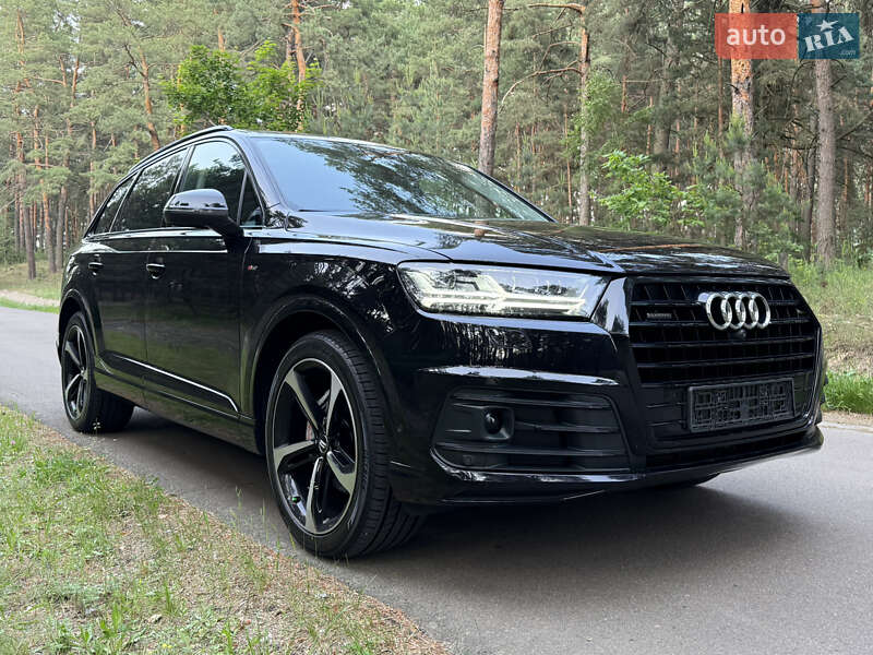 Внедорожник / Кроссовер Audi Q7 2019 в Киеве