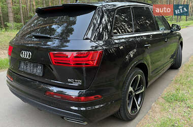 Внедорожник / Кроссовер Audi Q7 2019 в 