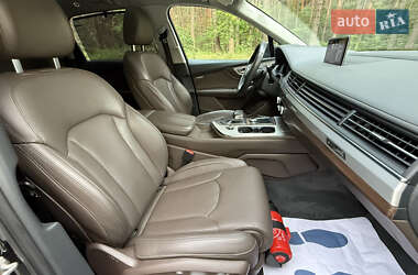 Внедорожник / Кроссовер Audi Q7 2019 в 
