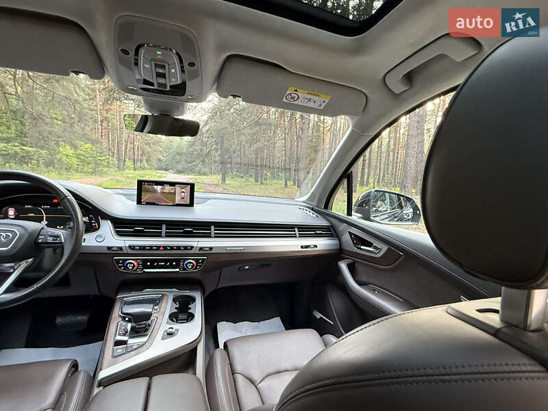 Внедорожник / Кроссовер Audi Q7 2019 в Киеве