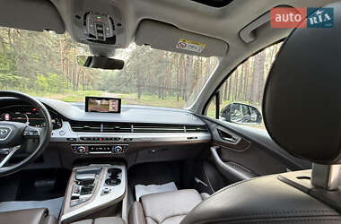 Внедорожник / Кроссовер Audi Q7 2019 в 