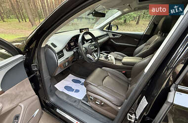 Внедорожник / Кроссовер Audi Q7 2019 в 