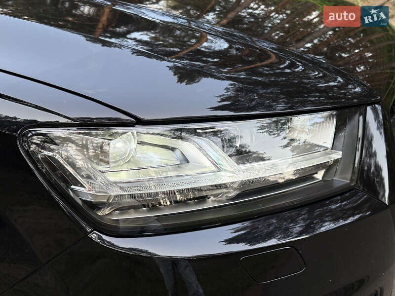 Внедорожник / Кроссовер Audi Q7 2019 в Киеве