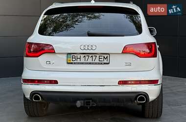 Внедорожник / Кроссовер Audi Q7 2012 в 