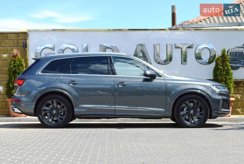 Позашляховик / Кросовер Audi Q7 2020 в Одесі