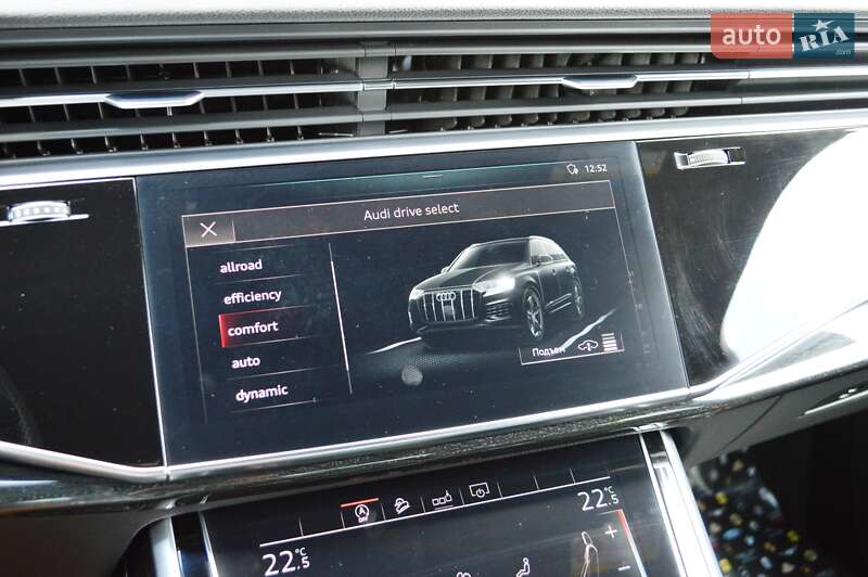 Позашляховик / Кросовер Audi Q7 2020 в Одесі