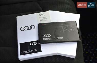 Позашляховик / Кросовер Audi Q7 2020 в 