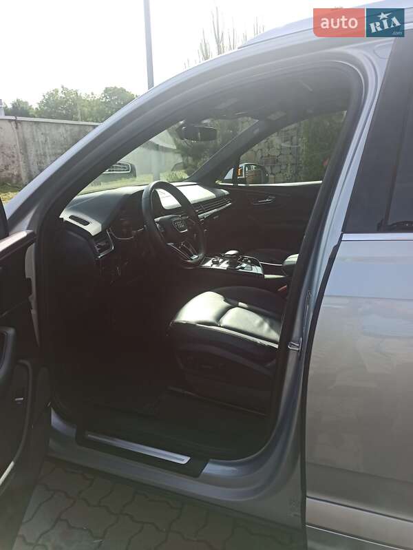 Внедорожник / Кроссовер Audi Q7 2019 в Львове