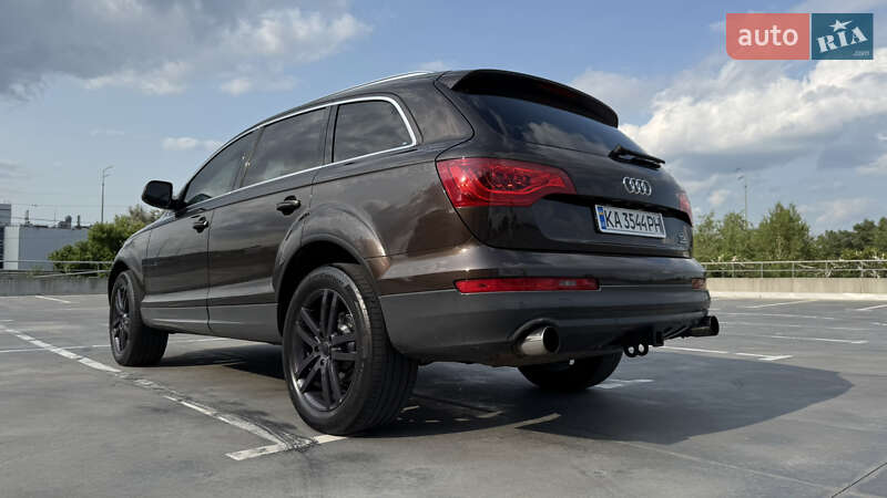 Внедорожник / Кроссовер Audi Q7 2010 в Киеве