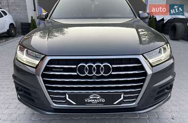 Внедорожник / Кроссовер Audi Q7 2018 в 