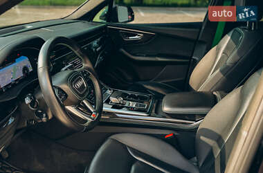 Внедорожник / Кроссовер Audi Q7 2020 в 