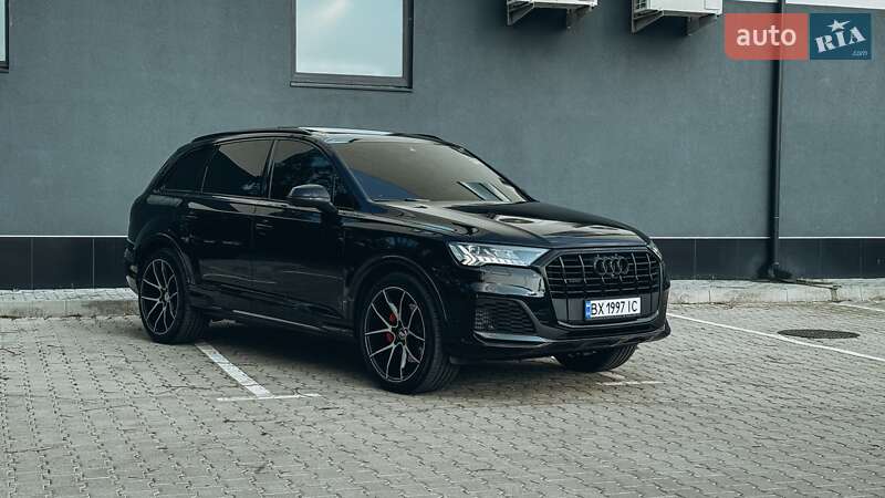 Внедорожник / Кроссовер Audi Q7 2020 в Хмельницком