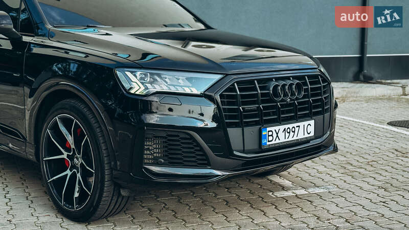 Внедорожник / Кроссовер Audi Q7 2020 в Хмельницком