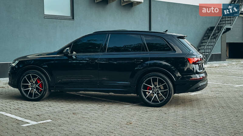 Внедорожник / Кроссовер Audi Q7 2020 в Хмельницком