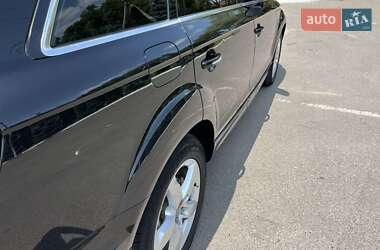 Внедорожник / Кроссовер Audi Q7 2011 в 