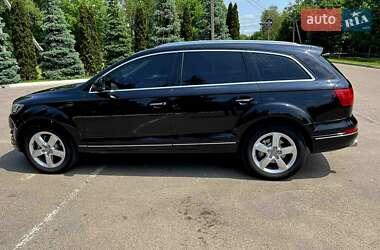 Внедорожник / Кроссовер Audi Q7 2011 в 