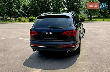 Внедорожник / Кроссовер Audi Q7 2011 в 