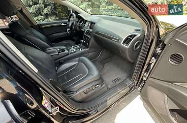 Внедорожник / Кроссовер Audi Q7 2011 в 