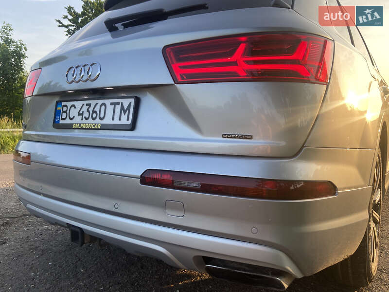 Позашляховик / Кросовер Audi Q7 2016 в Дрогобичі